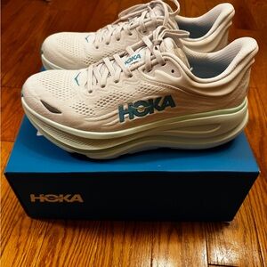 HOKA Bondi 9 - Women’s - Frost/Cielo Blue